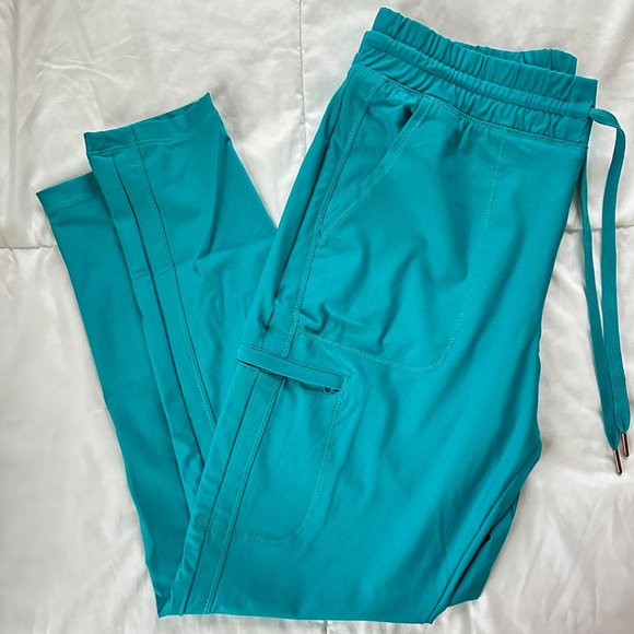 For all my healthcare baddies out there… 🩺😷🩹 - Picture 8 of 11